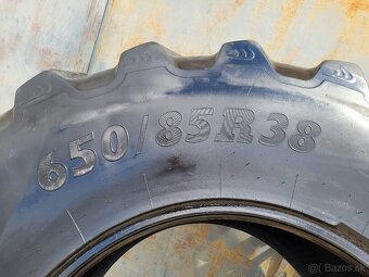 Pneumatiky 650/85 R38 - 4