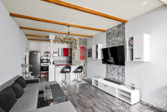 BOSEN | Slnečný 2 izbový byt s balkónom a klimatizáciou na s - 4