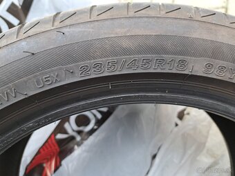 Pneumatiky 235/45 R18 Bridgeston Turanza - 4