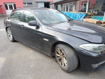 Predám BMW 520 d rv 2011 - 4