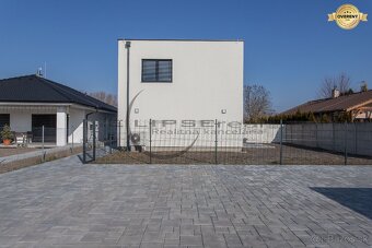 NA PREDAJ NOVOSTAVBA moderný 4-izbový byt v RD v Zohore - 4