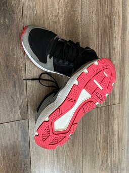 Tenisky Adidas veľ. 38 1/2 - 4