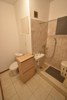 Malacky: Ponúkame priestranný 1 izb.byt Štúrova ul. - 4