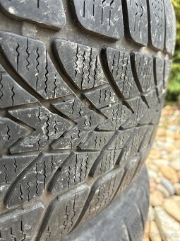 Predám zimné gumy 225/55 r17 - 4
