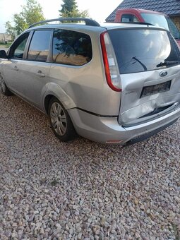 Rozpredam Ford Focus MKII Facelift Combi 1.8dci 85kw KKDA - 4