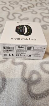 Moto Watch FIT zelené - 4