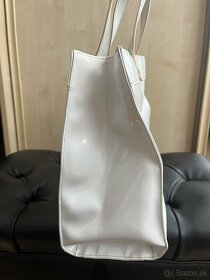 Armani Jeans veľká biela lakovaná kabelka - 4