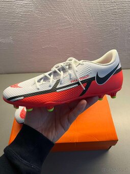 Predam nové kopačky Nike Phantom GT2 CLUB FG/MG - 4