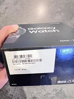 Predám hodinky Galaxy Watch - 4