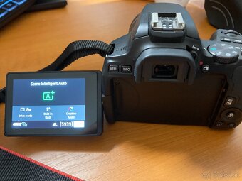 Canon EOS 250 D (+extra portrétový objektív) v top stave - 4