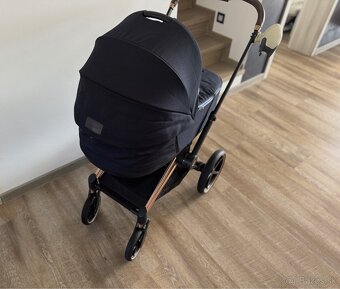 Dvojkombinacia Cybex Priam 3.0 + Rockit a zimný fusak - 4