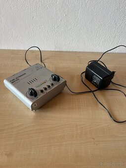 Behringer Ultragain MIC100 - 4