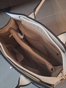 Michael Kors Kabelka - 4