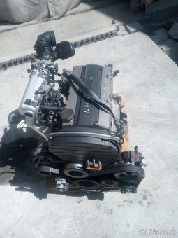 Mitsubishi outlander 2.0i 16v 4G63 100kw -predám/rozpredám - 4