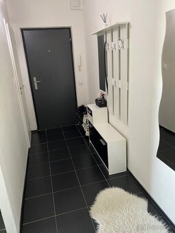 prenájom 1,5 izbového bytu/41 m2 + 2,5m2 balkón - 4