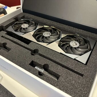 Geforce RTX 3070 MSI Suprim X 8G - Nvidia - 4