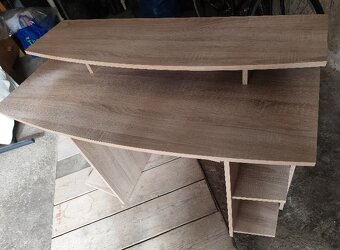 Stôl perfektný stav - 4