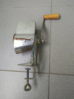 Na dekoráciu cena za pár. - 4