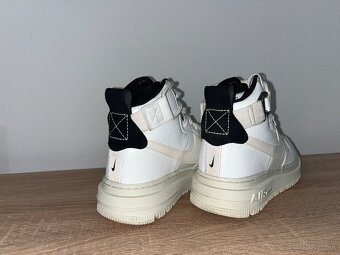 Nike Air Force 1 - 4