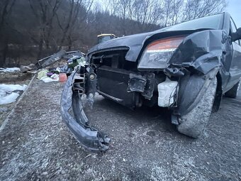 Ford Fusion 1.4 TDCi (2007) – búraný - 4