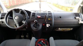 Predám volkswagen caravellu 2009 - 4