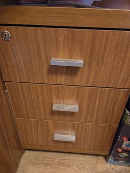 Pracovno-kancelársky stôl - 4