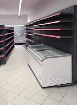 Regále do predajne + predajný pult - 4