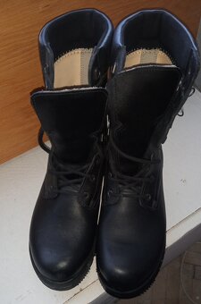 Vojenské Kanady letné 43 . - 4