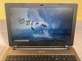Medion Akoya / Celeron N2830 / 4GB RAM / 120GB SSD / 15.6" - 4