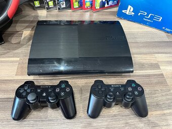 PS3 Super Slim 500gb + volant + hry - 4