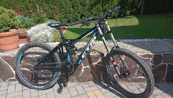 PREDÁM CELOODPRUŽENÝ BICYKEL CTM MONS 1.0 DH BIKE - 4