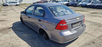 Lacno rozpredám Chevrolet Aveo na náhradné diely - 4