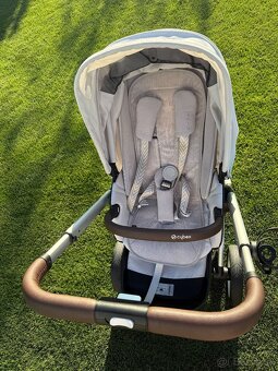 Cybex Taloss S LUX 2023 strieborný podvozok športovy - 4
