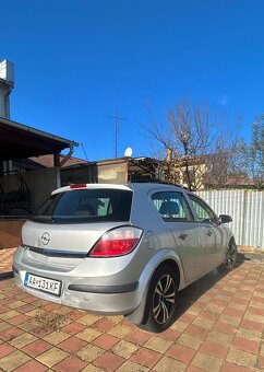 Predam Opel astra 1.4 16V - 4