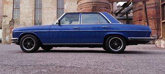 Mercedes W 114 - 4