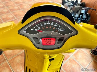 Piaggio Vespa - 4