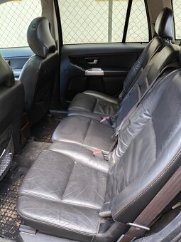 Volvo XC90 - 4