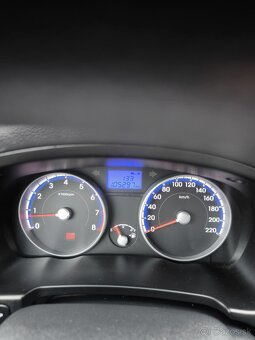 HYUNDAI ACCENT - 4