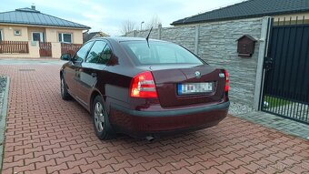 Škoda Octavia II, 1.6benzín, r.v.2012, 161000 km, bez hrdze - 4