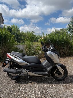 Yamaha x-Max 125 - 4