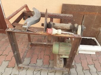 Cirkular/pila na drevo - 4