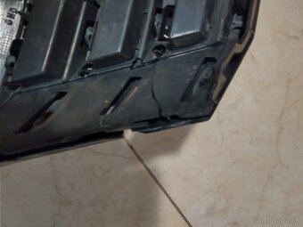 Mriežka predná Passat B6. - 4