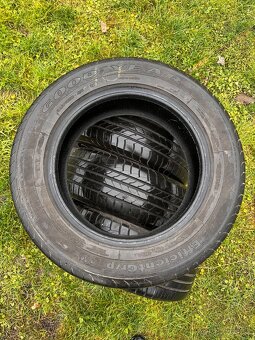 Letné Goodyear Efficient Grip 195/60R15 - 4
