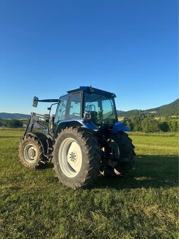 New Holland TS90 - 4