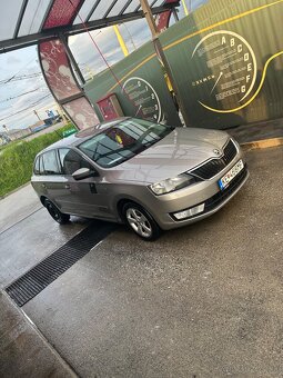 Predám škoda rapid spacebak 1.6 TDi 77 kW - 4