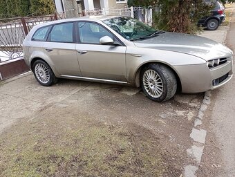 Predám Alfa Romeo 159 sw,1.9jtdm,110kw - 4
