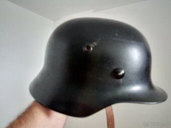 nemecká prilba M-40 č. 2 - 4