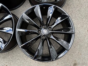 ORIGINAL TESLA MODEL S DISKY R21 dvojrozmer TOP - 4