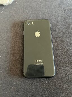 iPhone 8 64GB - 4