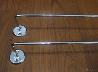 Madlo chromovane. Drzadlo kovove strieborne. VYSOKY lesk - 4